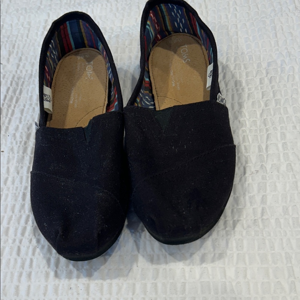 Toms Black Moccasins with Striped Lining